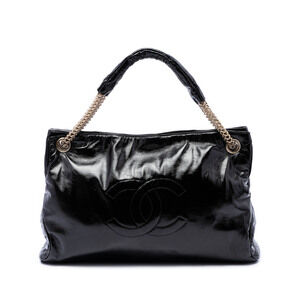Pre-Loved Chanel Crinkled Patent Rodeo Drive Tote
